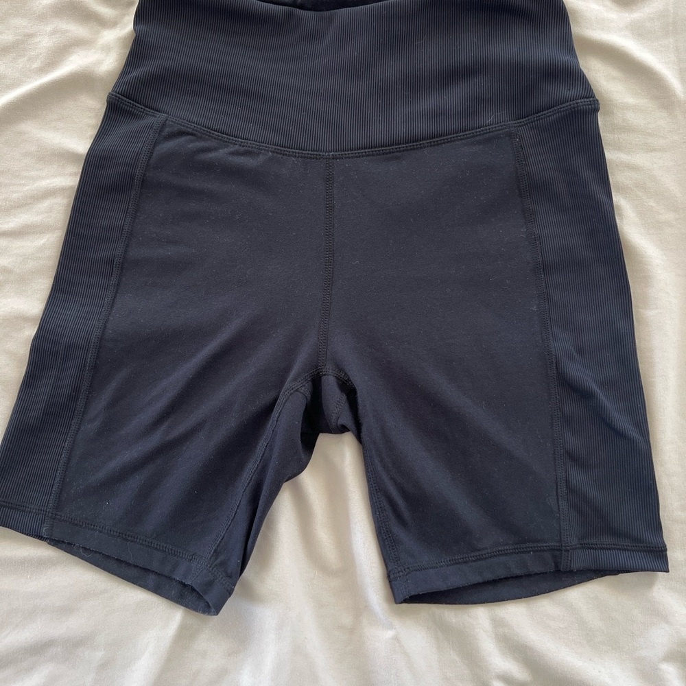 🖤 Danskin Black High-Waisted Biker Shorts